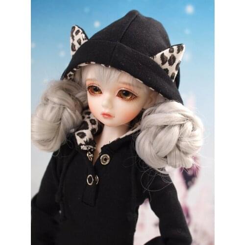 1/4 scale nude BJD doll Cute pretty girl BJD/SD Resin figure doll Model Toy gift.Not included Clothes,shoes,wig A0404KDF MSD