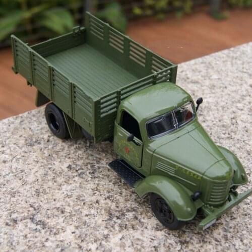 Army Car 1/32 Jiefang Military Classic Diecast Truck Model With Light Sound Green Truck Miliary Collectible Model Children Toy