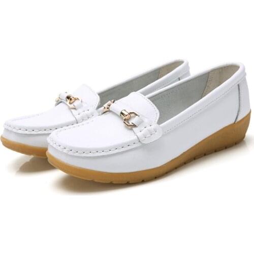 2021 Spring Summer Genuine Leather Women Casual Shoes Fashion Breathable Slip-on Peas Massage Flat Shoes