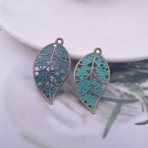 12pcs/lot 15*30mm Bohemian Style Ancient Bronze Leaf Charms Alloy Ear Pendant DIY Jewelry Earring Components