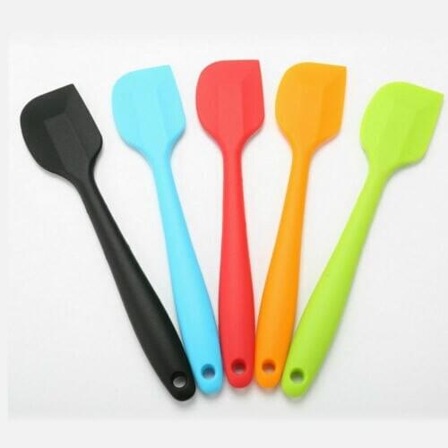 1PC Baking Spatula Mini Small Silicone Spatula Heat Resistant Icing Spoon Scraper Cake Tools Kitchen Home New Hot