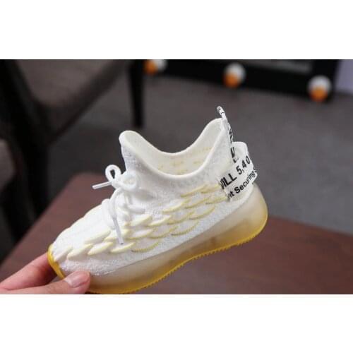 Boys and Girls Shoes Casual Shoes LED Luminescence Breathable Sports Shoes Comfortable And Soft Antiskid Sports Shoes