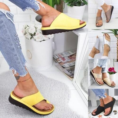 2021 Women Leather Slippers Comfy Platform Flat Ladies Casual Soft Clip Toe Foot Correction Sandal Orthopedic Bunion Corrector