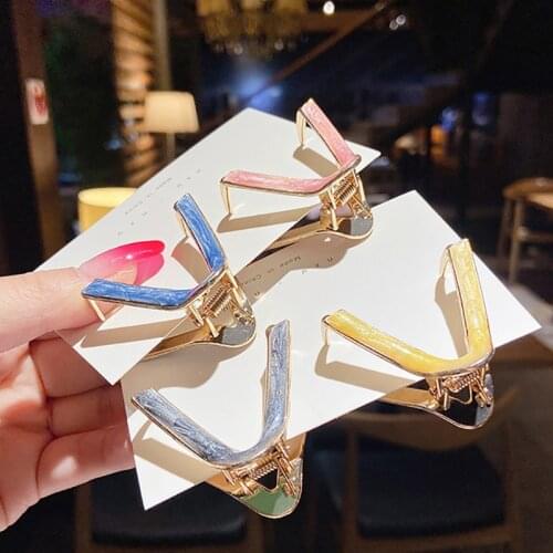 Elegant Women Hair Claws Girls Metal Hair Claw Female Barrette Claw Crab V-Shaped Hairpins Styling Fashion Hair Accessories