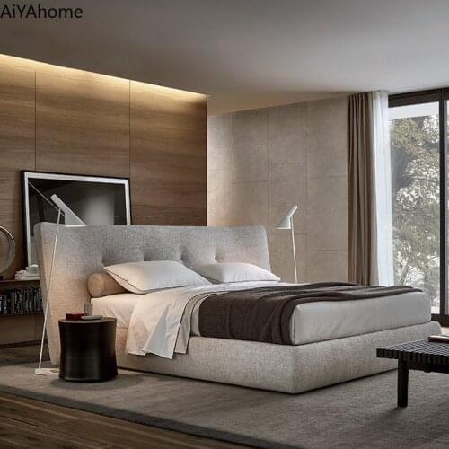 Italy Luxury Fabric Master Bedroom Bed Modern Minimalism 1.8M King Bed With High Headboard Bed Frame