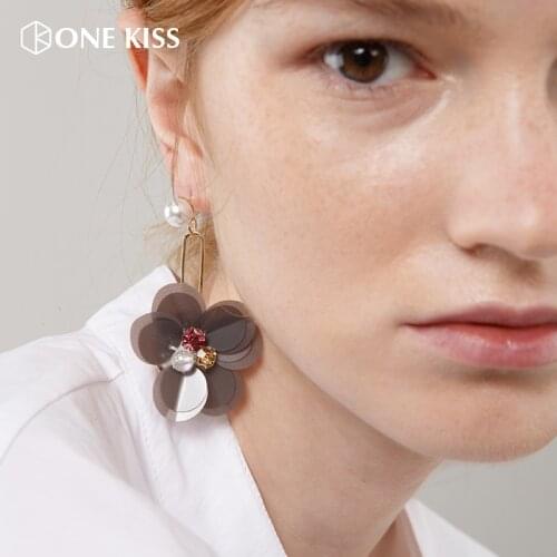 New Fashion Rhinestone Flower Petal Long Drop Earring For Women White Imitation Pearl Leaf Dangle Earring Charm Wedding Jewelry