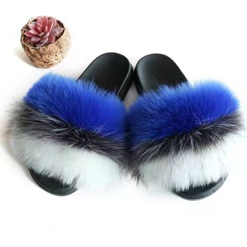 2021 Summer Furry Slides for Woman Fashion Flat Faux Fur Slippers Wear Outside Women Sandals Fuzzy Shoes Fluffy Slides TX411