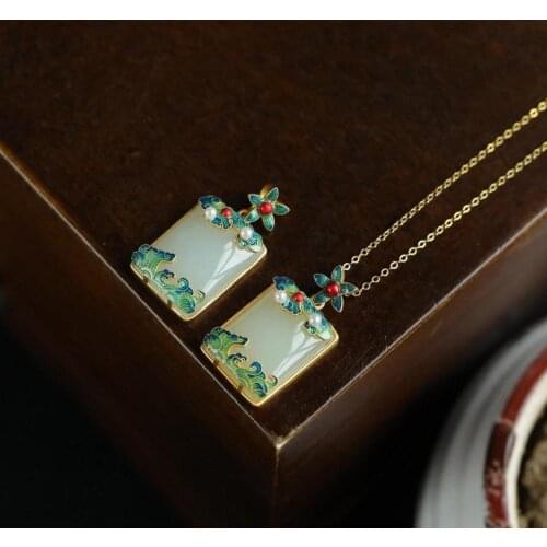 Designer unique creative new Hetian jade rectangular necklace pendant retro Chinese style ladies jewelry