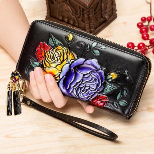 2021 New ladies Wallet High Quality long leather hand holding fashion double zipper rose atmospheric wallet card holder