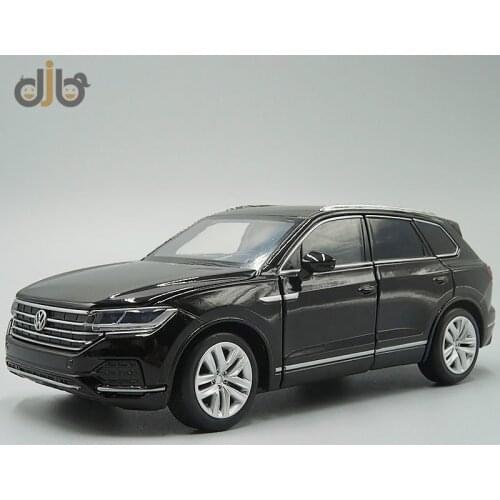 1:32 Diecast Car Model Toy Touareg With Sound & Light