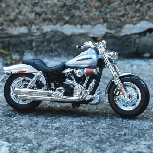 Maisto 1:18 Harley 2009 FXDFSE CVO Fat Bob Metal Motorcycle Diecast Bike Car Model Toy Collection Mini Moto Gift