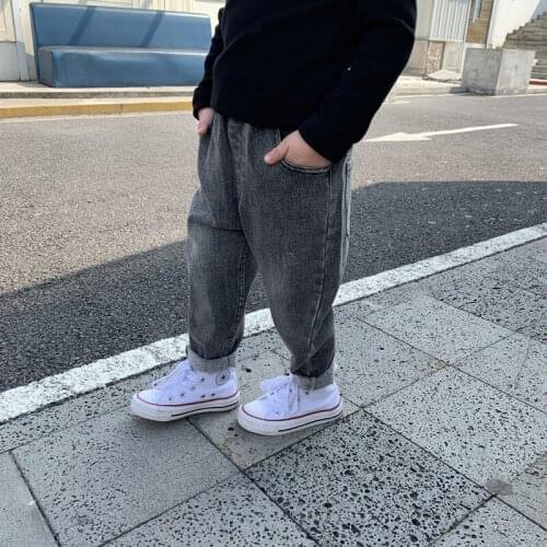 Fashion New Baby Boys Jeans Pants Spring Autumn Kids Korean Solid Denim Pants 2-8 Years Childrens Casual Loose Jeans Trousers