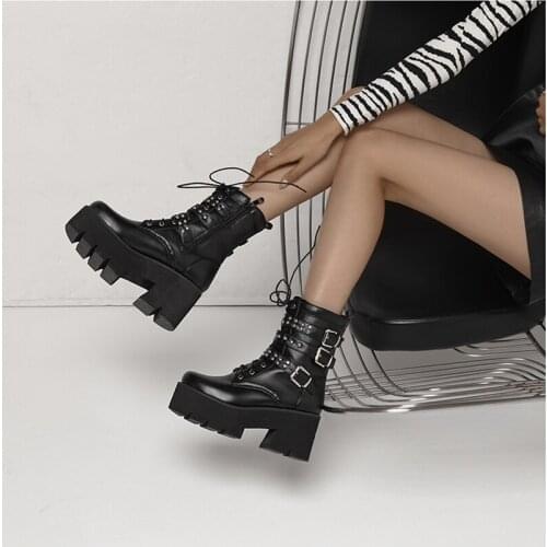 2021 Fashion Women Motorcycle Boots Winter Vintage Combat Army Punk Ankle Platform Boots Gothic Short Boots Big Size 33-47 C-10