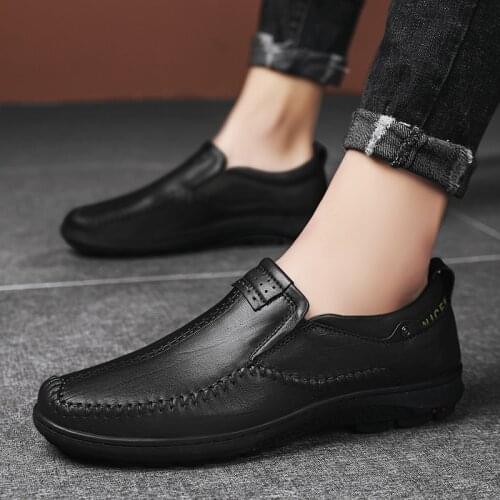 Genuine Leather Men Casual Shoes Luxury Brand 2020 Mens Loafers Moccasins Breathable Slip on Black Driving Shoes New