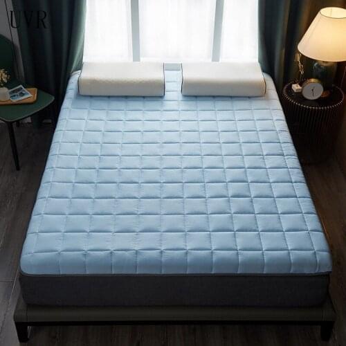 UVR Thai Latex Mattress Memory Foam Filling High Density Bed Mat Help Sleep For Family Tatami Collapsible Student Mat