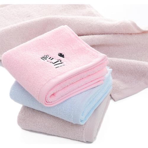 Chingaco Lady Special Shape Rhinestone Diamond Painting Cross Stitch