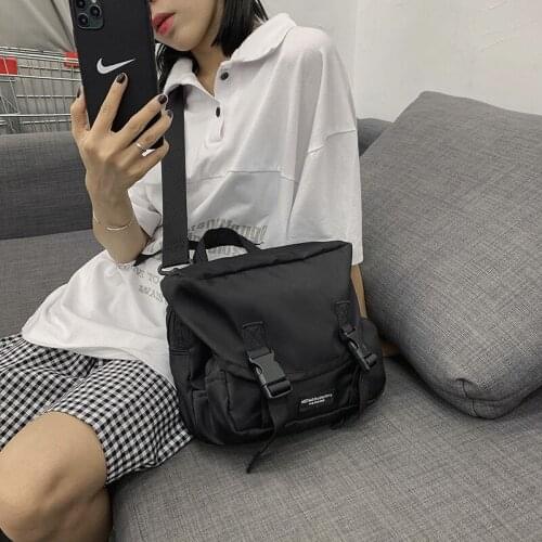 Street fashion weekender Bag Travel Women Large capacity single shoulder messenger bag new ladies casual one-shoulder mommy bag