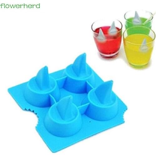 High Quality Cool Silicone Brain Shape Ice Cube Freeze Mold Shark 3D Shape 4-Cup Ice mold Ice Tray Ice Cream Tool Cooking Tools