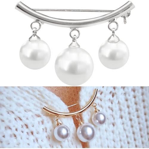 Clothes Safety Pin Brooch Pearl Brooches Fixed Strap Sweater Cardigan Clip Chain Brooches Jewelry for Women Girl Decoration