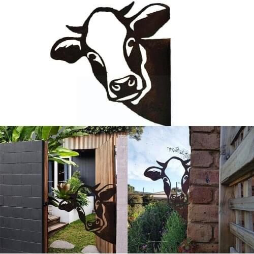 Brown Farm Fence Door Wall Naive Peeping Bull Metal Artwork Tool Ornament Outdoor Pendant Courtyard Garden Statues Decoration
