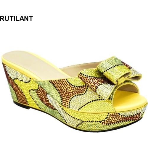 Latest Design Ladies Sandals with Heels Womens Dress Shoes Open Toe Elegant Crystal Shoes Italy High Heels Women Wedding Shoes