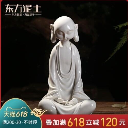 Porcelain sculpture art of Chinese style rich ancient frame wine sitting room partition decorative arts and crafts