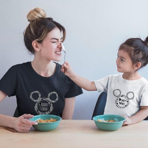 Korean Style Family Look T-shirts Baby Girl Boy Disney Fashion Dropship Casual Kawaii Black White Mickey Mouse Head Outdoor Cute