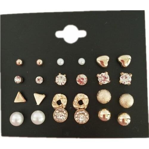 Simple Zircon Crystal Pearl Love Heart Stud Earrings for Women Fashion Exquisite Gold Silver Geometric Statement Earrings