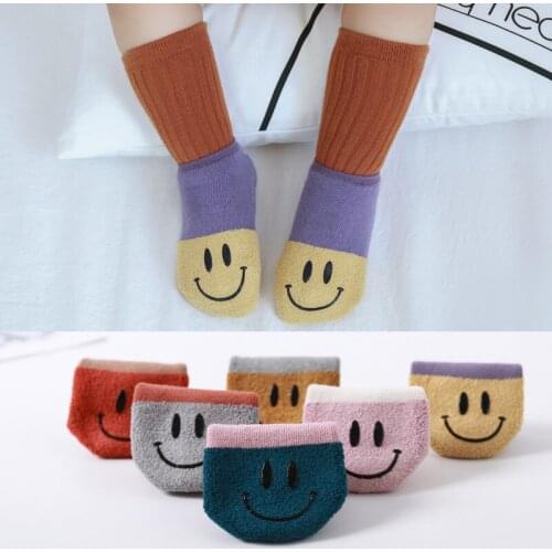 Autumn and Winter Terry Cute Smiling Face Childrens Cotton Socks Non-Slip Baby Toddler Socks Plus Velvet Thickened Baby Socks