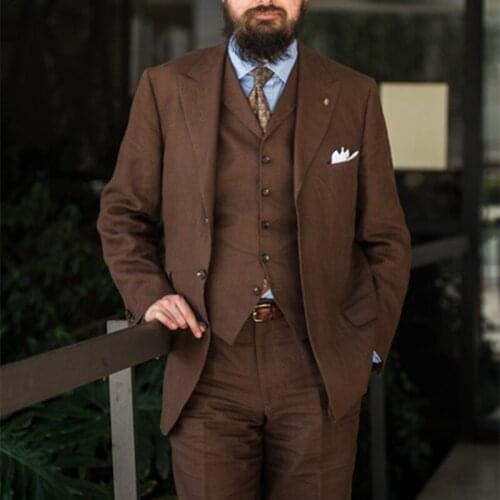 Stylish Design Three Buttons Brown Groom Tuxedos Groomsmen Peak Lapel Mens Suits Blazers (Jacket+Pants+Vest+Tie) W:1101