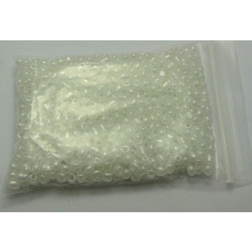 800 Ceylon White Pearl Glass Seed Beads Rondelle 4mm (6/0)