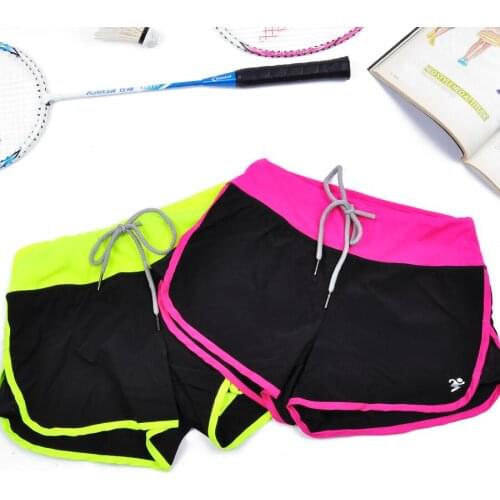 New Woman Fitness Clothes Outdoor Quick-drying shorts jogging Gym sexy Reflective Running shorts Yoga Running Sports Shorts