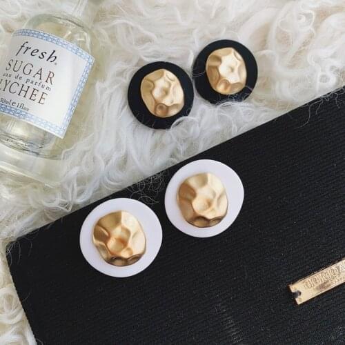 Cute Small Round Stud Earring Women Girls Black White Acrylic Earings Simple Personality Jewelry Wholesale Fashion