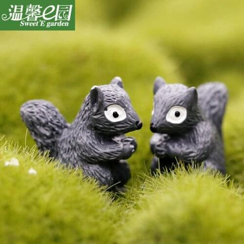 3pcs Cute Grey squirrel Figurine Miniatures Pine cones Home Decoration Kawaii Accessories Desk Garden Decor For home