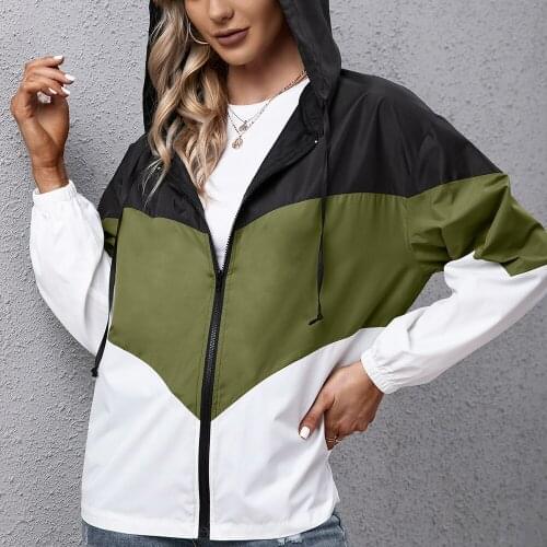 Chifirena Autumn Casual Oversized Outdoor Sports Waterproof Coat Women Long Sleeve Hiking Hooded Jacket Anti Windbreaker Jaqueta
