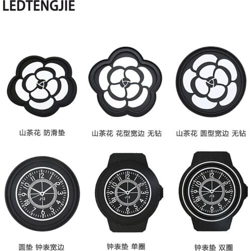 LEDTENGJIE Car Anti-slip Mat Has Many Styles, High-end Black and White Color Matching, Sunscreen and High Temperature Resistance