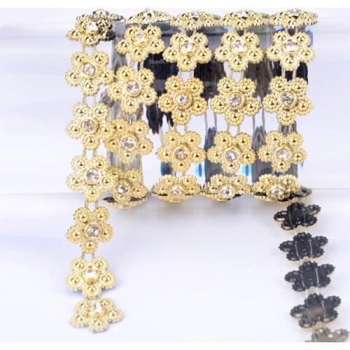 Free shippment rhinestone crystal sewing lace beaded,plastic base rhinestone trimming for shoe/bag/closing decoration