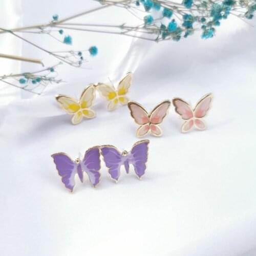 QUMENG 2020 korean women‘s Earrings Fashion Color metal Butterfly Stud Earrings cute Sweet Colorful alloy Earrings Girls Jewelry