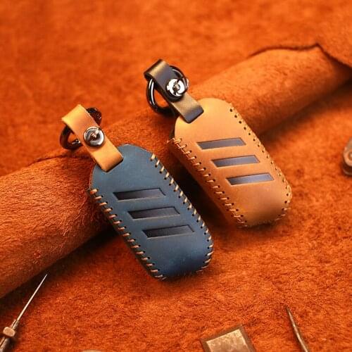 Car Key Case Dedicated to Kias New Generation of Smart Running 19 Models K3 Personality Leather Proud Running Crazy Horse Leath