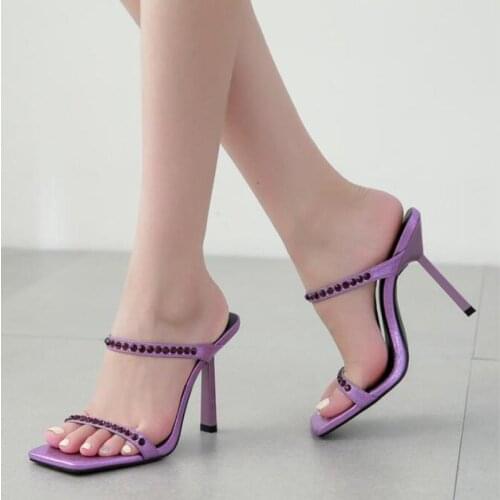 YONGQIN Women's Shoes With A Strap