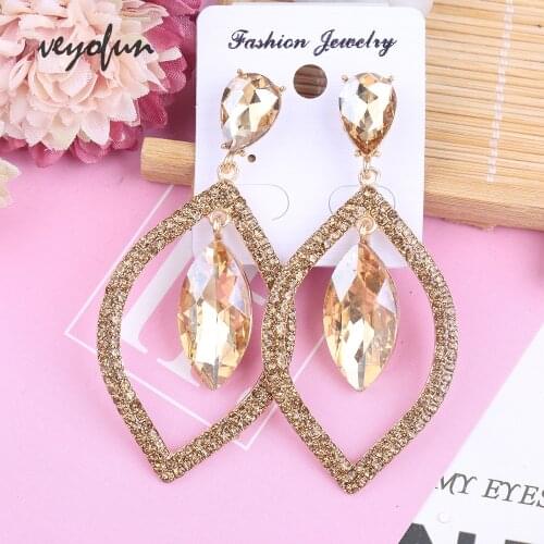 Veyofun Fashion Hollow out Crystal Drop Earrings Classic Rhinestone Dangle Earrings Jewelry for Women Brinco