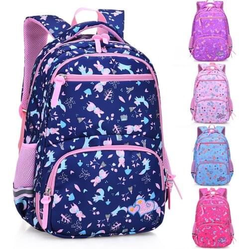 2 sizes of school bags are suitable for grades 1-6 Fashion cartoon printing children school backpack for girls Travel backpacks