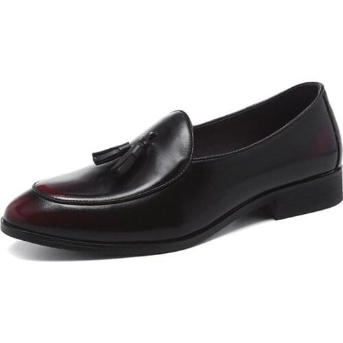 2019 Fashion Men Shoes Plus Size Men Business Shoes Brand Men Luxury Tassel Leather Shoes Red Black Slip on Loafers Peans Shoes