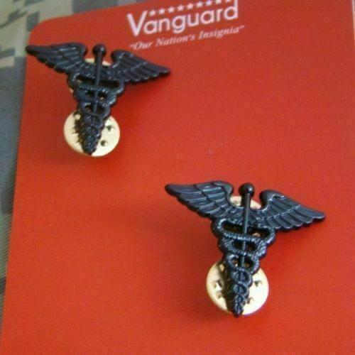 Military Us Navy Hospital Corpsman Officer Lapel Pin Black Metal Badge OF 2 Military 5605101