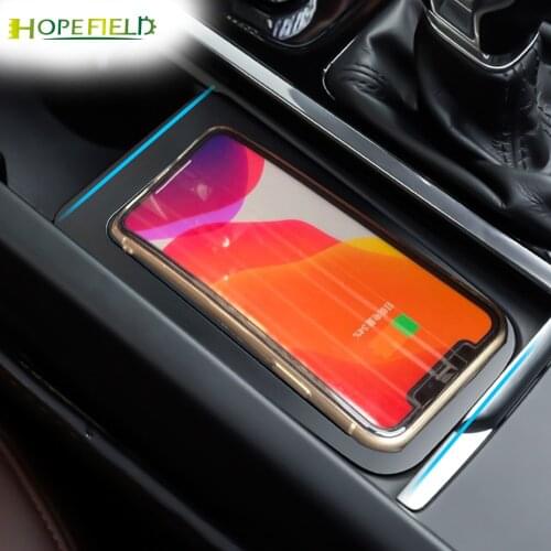 Power charger for Volvo XC90 XC60 C60 V60 2019 V90 S90 2018 center console wireless phone charge for iphone se charging adapter