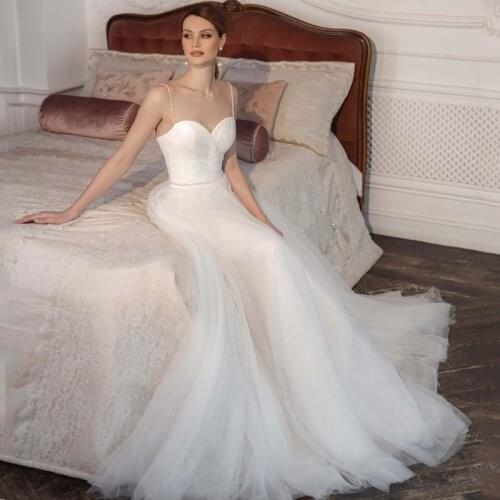 Eightree Sexy V-Neck Tulle Wedding Dress Simple White Beading Spaghetti Straps Floor-Length Bridal Ball Gown A-Line Chapel Train