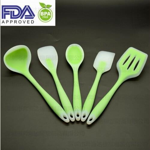 5pcs/set utensils Heat-Resistant Cooking Utensil Set Non-Stick Silicone kitchen utensil set high quality silicone Dinnerware set
