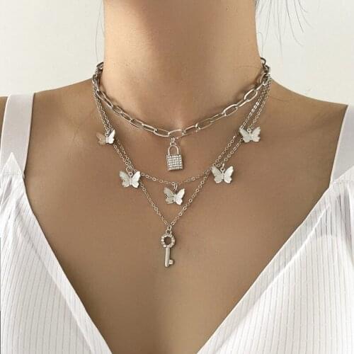 Fashion Crystal Lock Key Pendant Necklace for Women Sweet Butterfly Clavicle Chain Multilayer Necklace Jewelry Accessories