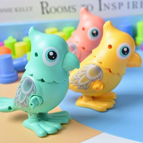 1 Pieces Random Color Childrens Clockwork Toy Parrot Fun Gifts Cartoon Toys Squirrel/ Dinosaur Wind Up Toys