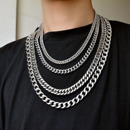 Cuban Link Chain Hip Hop Punk Necklace Mens and Womens Fashionable Super Wide Thick Clavicle Chain Stainless Steel Necklace